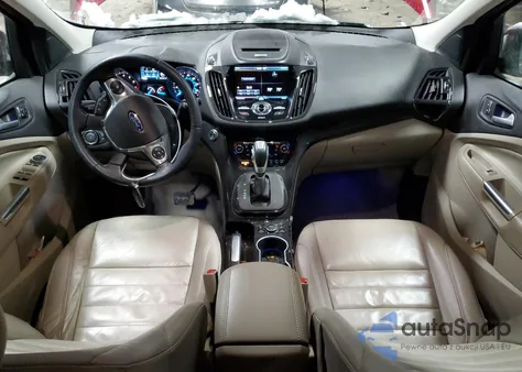 2015 Ford Escape Titanium z USA, uszkodzony, nr VIN 1FMCU9J95FUA15447